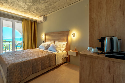 Seaview Double Room for sole use - 7 Nights